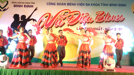 Tiết mục của Công đoàn bộ phận gây mê hồi sức