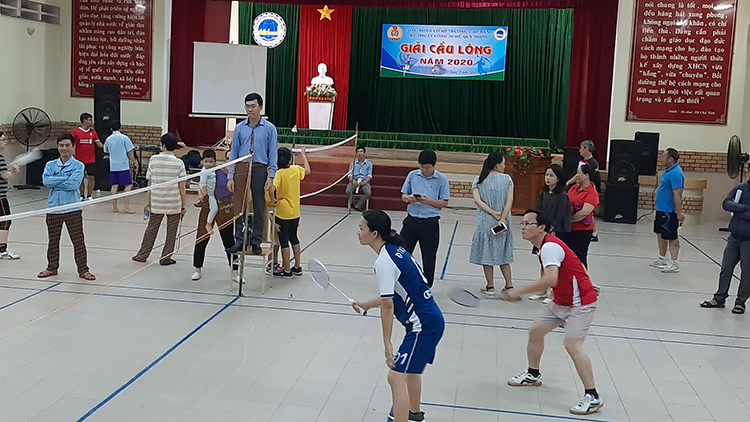 Tin 08 1220 01