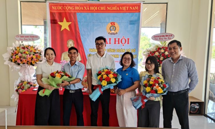 Thành lập Công đoàn cơ sở Công ty TNHH Danh Thành Đạt
