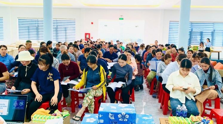 Công đoàn phường An Nhơn Nam tổ chức lớp tuyên truyền pháp luật lao động cho đoàn viên, người lao động