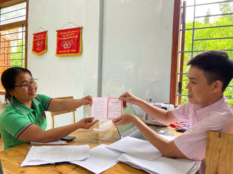Công đoàn bộ phận NHCSXH An Lão phối hợp hội phụ nữ xã an lão tuyên truyền, chung tay xây dựng nguồn vốn ủy thác vững mạnh