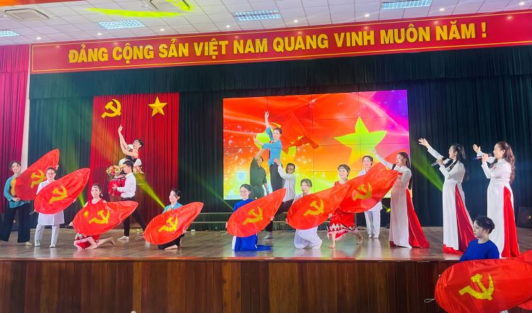 Sôi nổi Hội diễn văn nghệ công nhân, viên chức, lao động  phường Quy Nhơn Bắc năm 2026